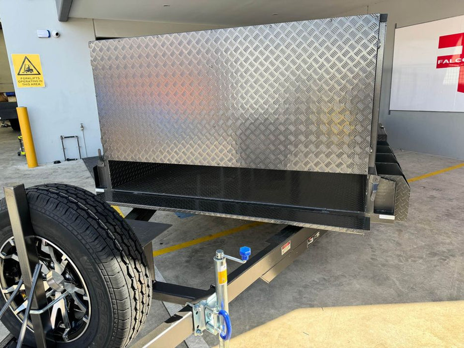 16x6.6" Car Trailer With Removable Sides & Mesh Cage, Checker Front Board